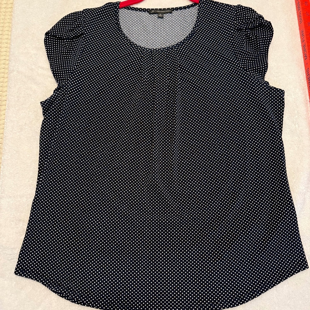 cap sleeve black/white polkadot top, medium